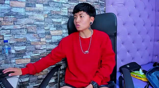 Im Mathias online show from 02.26.25