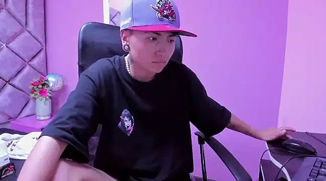 Im Mathias online show from 03.19.25