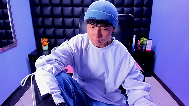 Im Mathias online show from 09.18.25