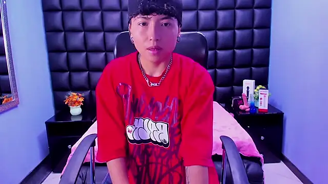 Im Mathias online show from 09.23.25