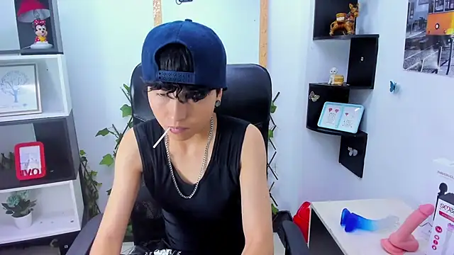 Im Mathias online show from 10.08.25