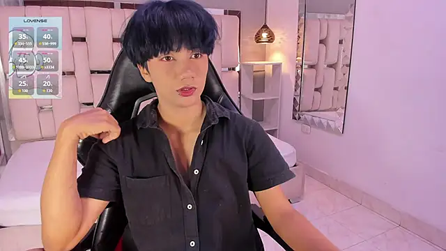 Snapshot of Eriol_ chatting on 06.15.26 Eriol online show from 06.15.26