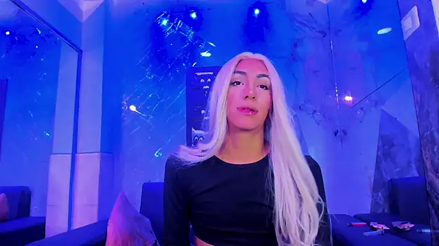 Snapshot of Isabella_stanford2 chatting on 05.19.26 Isabella stanford2 online show from 05.19.26