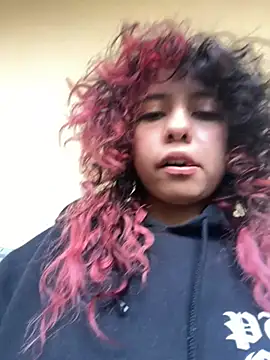 Sweet Chaos online show from 04.17.26