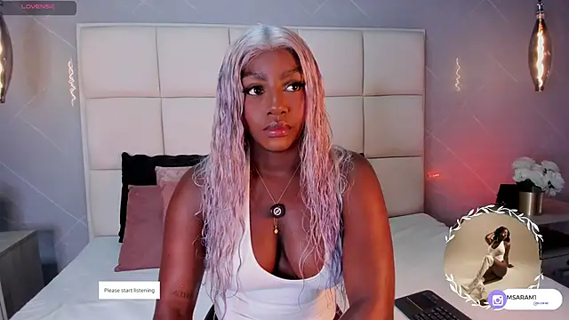 SaraMonroe1 online show from 11.08.25