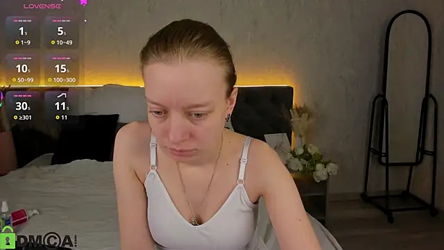 Snapshot of Michelle_Blond chatting on 02.11.26 Michelle Blond online show from 02.11.26