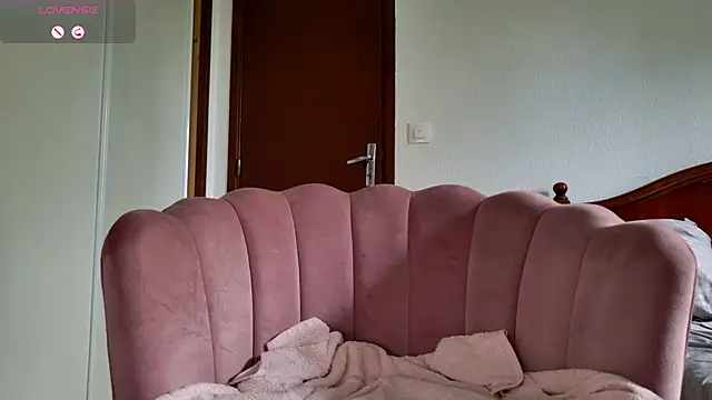 Renattasweetboobs online show from 09.11.25