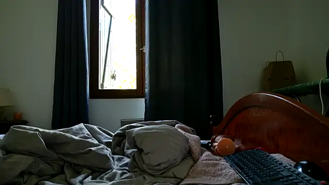 Renattasweetboobs online show from 09.18.25