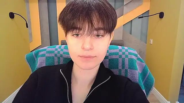 EmiliaYours online show from 03.22.25