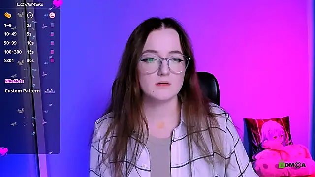 luna berryy online show from 11.25.25