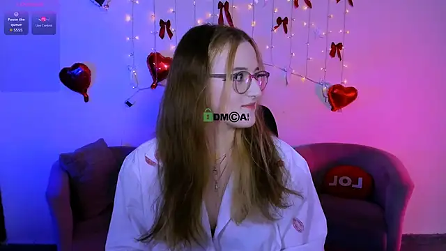 luna berryy online show from 03.18.26