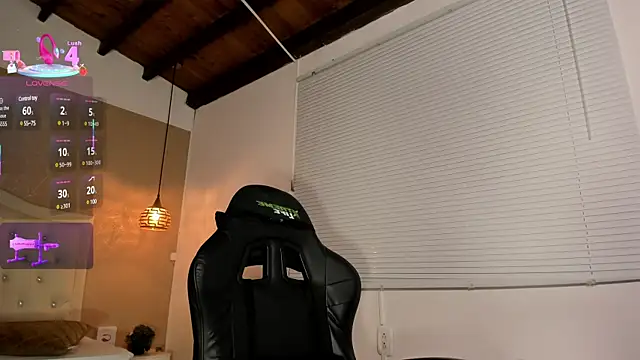 Snapshot of Eva_abc chatting on 02.24.25 Eva abc online show from 02.24.25