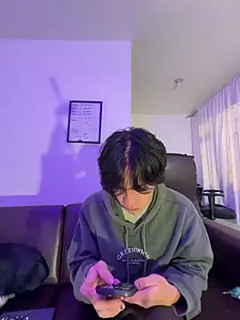 Ne0nn online show from 12.10.24