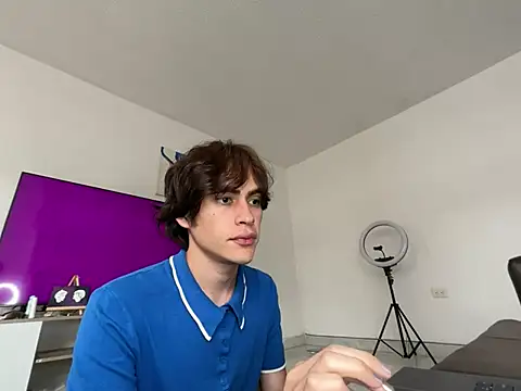 Ne0nn online show from 01.01.25