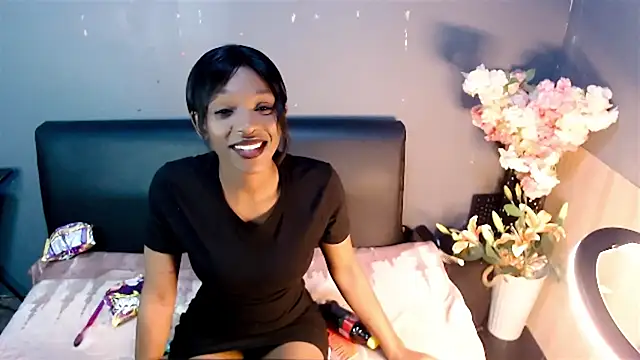 Snapshot of Ebonypreciousx chatting on 09.18.25 Ebonypreciousx online show from 09.18.25