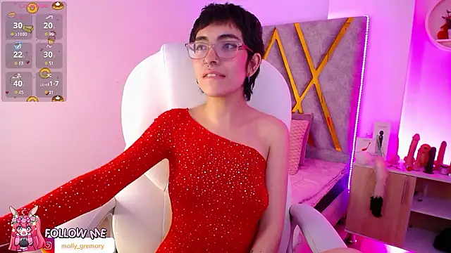 Molly Gremory  online show from 12.02.24