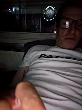 Snapshot of kristof_keyser chatting on 04.29.26 kristof keyser online show from 04.29.26