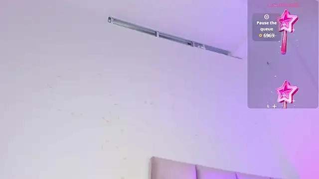 Zoe1 2 online show from 01.20.25