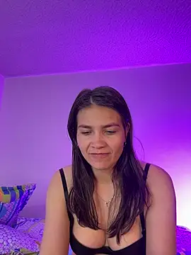 aurora divine online show from 03.21.26