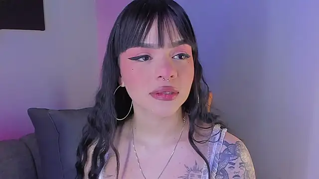 Snapshot of maddy_walker chatting on 01.15.25 maddy walker online show from 01.15.25