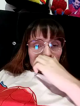 Snapshot of Lucyy-hess chatting on 12.06.24 Lucyy-hess online show from 12.06.24