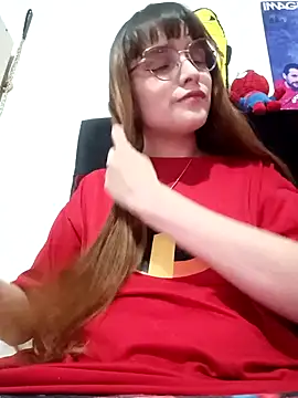 Snapshot of Lucyy-hess chatting on 12.28.24 Lucyy-hess online show from 12.28.24