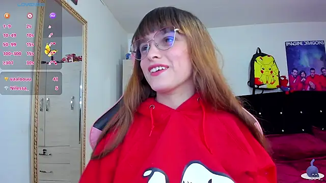 Snapshot of Lucyy-hess chatting on 01.04.25 Lucyy-hess online show from 01.04.25