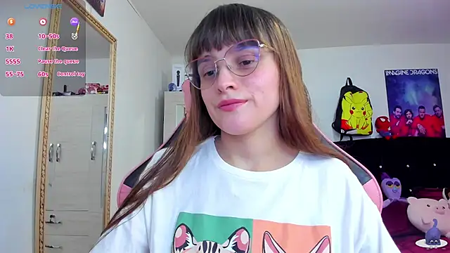 Snapshot of Lucyy-hess chatting on 01.10.25 Lucyy-hess online show from 01.10.25