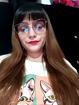 Snapshot of Lucyy-hess chatting on 01.11.25 Lucyy-hess online show from 01.11.25