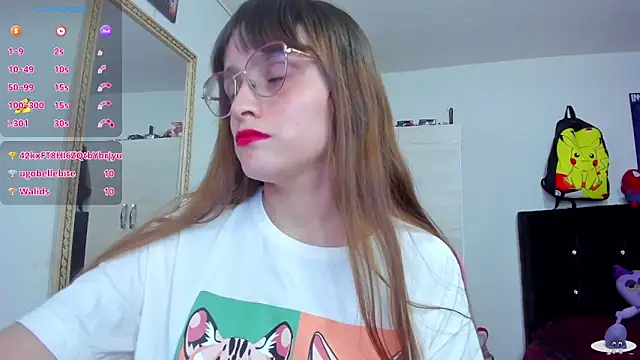 Snapshot of Lucyy-hess chatting on 01.11.25 Lucyy-hess online show from 01.11.25
