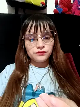 Snapshot of Lucyy-hess chatting on 01.12.25 Lucyy-hess online show from 01.12.25