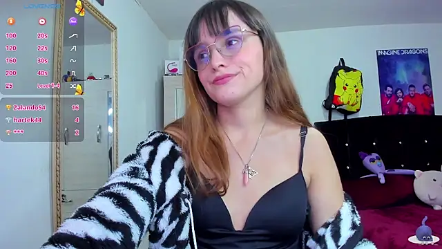 Snapshot of Lucyy-hess chatting on 02.27.25 Lucyy-hess online show from 02.27.25