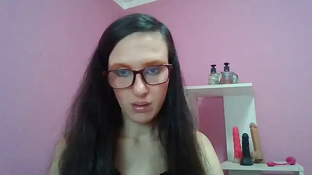 Snapshot of LolaBoobs chatting on 04.28.26 LolaBoobs online show from 04.28.26