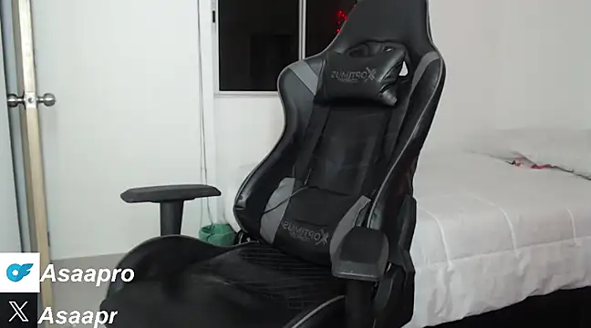 Snapshot of asaapr chatting on 02.20.25 asaapr online show from 02.20.25