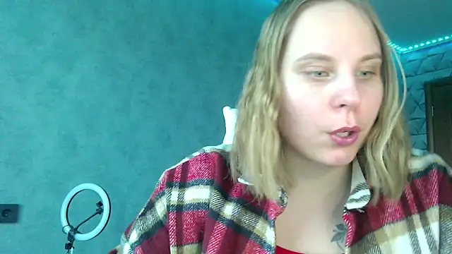 Thalia  Star online show from 02.14.25