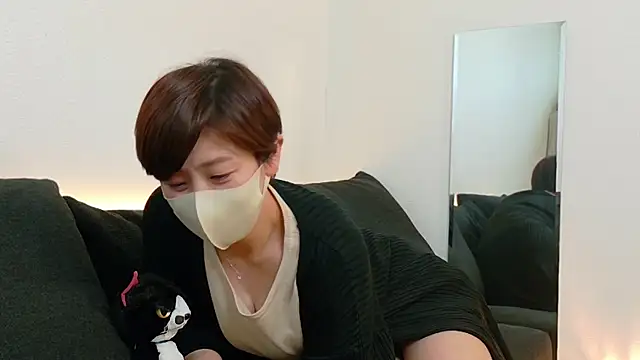 Risa 06 online show from 02.28.25