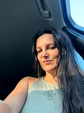 -OLYA- online show from 11.07.25