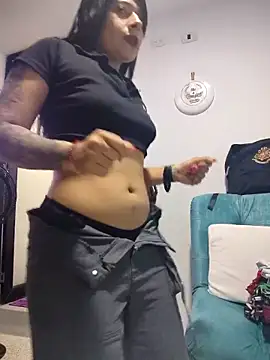 Snapshot of Caro_kitty- chatting on 11.22.25 Caro kitty- online show from 11.22.25