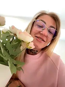 MazeSin online show from 09.18.25