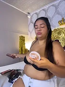 KendralHolson online show from 04.02.26