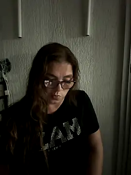 AntonellaAlondra4 online show from 12.19.25