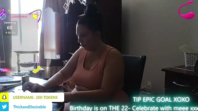 Snapshot of ThickGirlsDoItBetter chatting on 09.15.25 ThickGirlsDoItBetter online show from 09.15.25