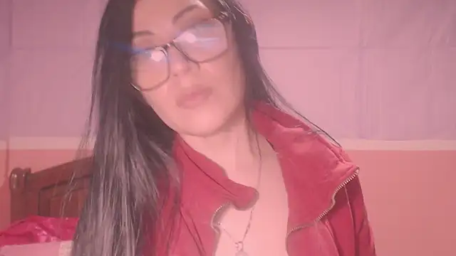 Snapshot of Ary_z chatting on 12.18.24 Ary z online show from 12.18.24