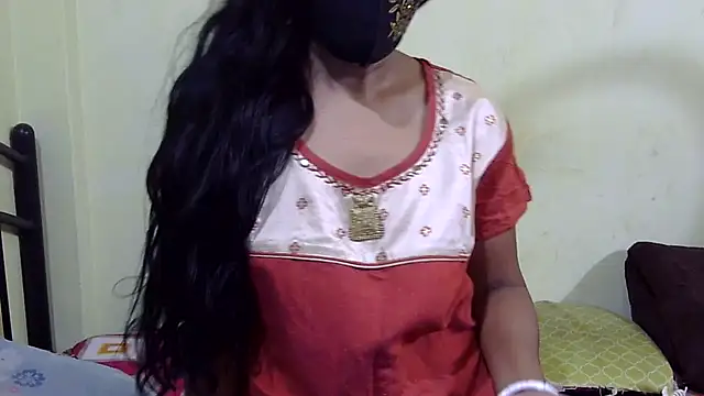 Pramila Manish online show from 10.31.25