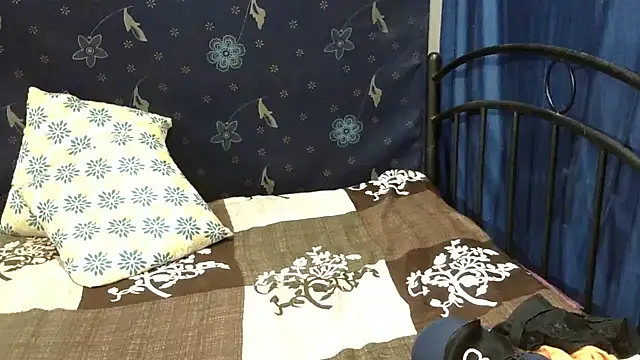 Snapshot of Pramila_Manish chatting on 06.18.26 Pramila Manish online show from 06.18.26