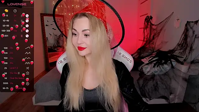 AdeleRoberts online show from 10.30.25