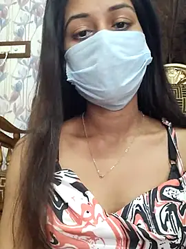 its sophiaa online show from 02.24.25