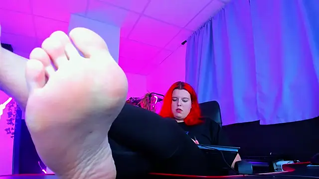 NielletaBlossom online show from 01.03.25