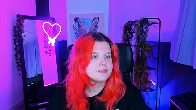 NielletaBlossom online show from 02.17.25