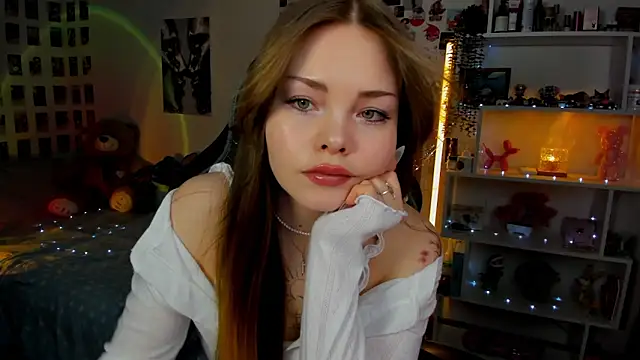 AkiraKatsu online show from 01.10.26